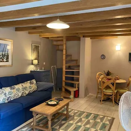 Stunning Rural Gem With Pool In Southwest France Feriehus *