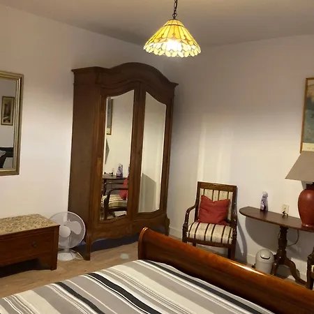 Stunning Rural Gem With Pool In Southwest France Сasa de vacaciones Brie-sous-Barbezieux